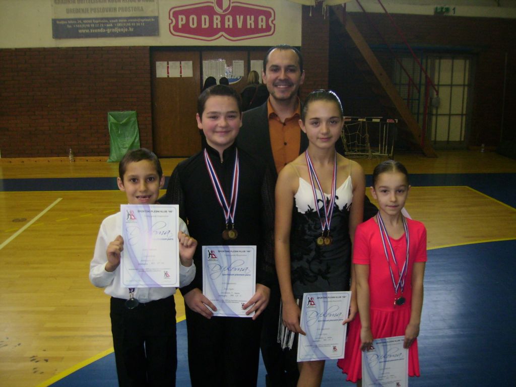 Plesači Ritma osvojili osam medalja na turniru u Koprivnici