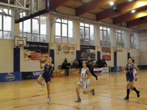Ženska košarka: Juniorke pobijedile Radost, mlađima pobjeda i poraz u Alpe-Adria ligi