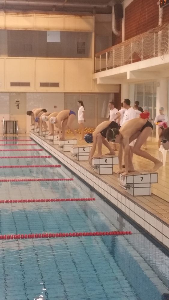 Prvak regije na 50m delfin