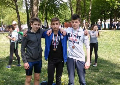 Učenici prvih razreda Gimnazije „Fran Galović“ osvojili ekipno 1. mjesto na Krosu Sportskih novosti
